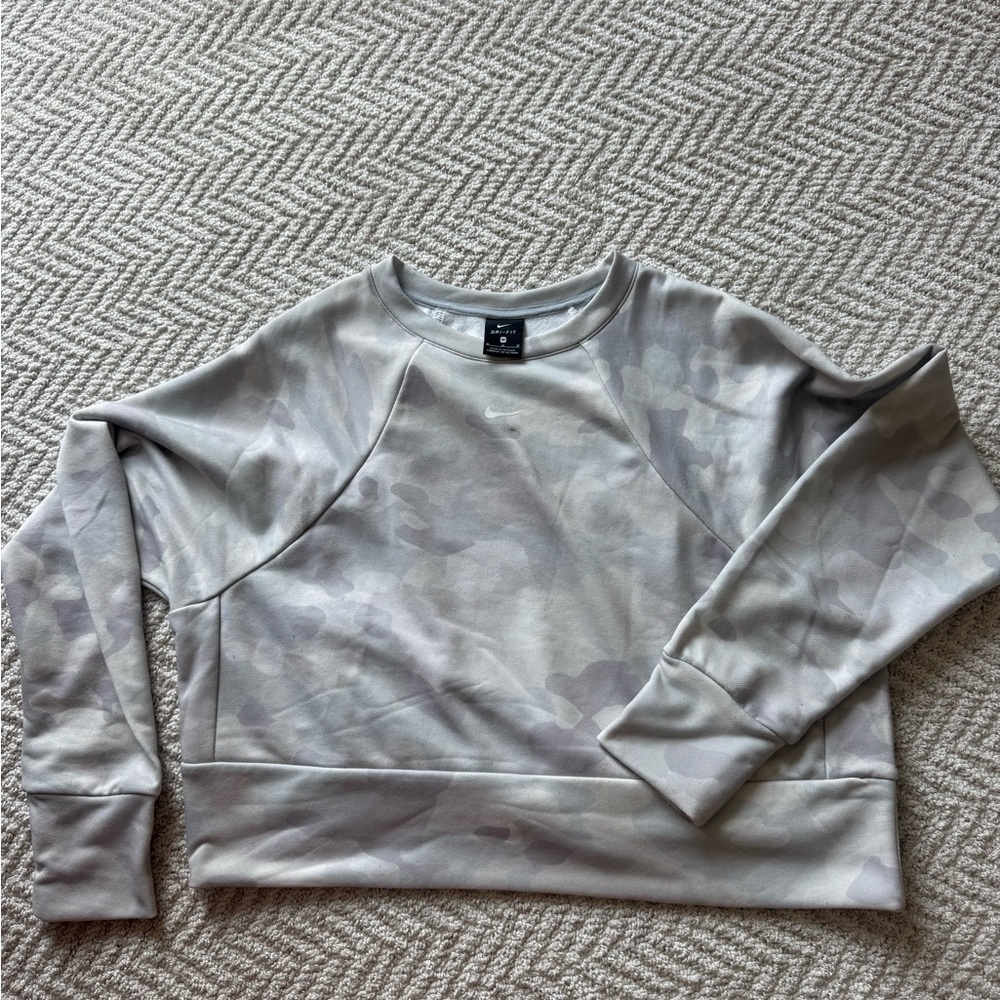 Nike Women’s Top Size M